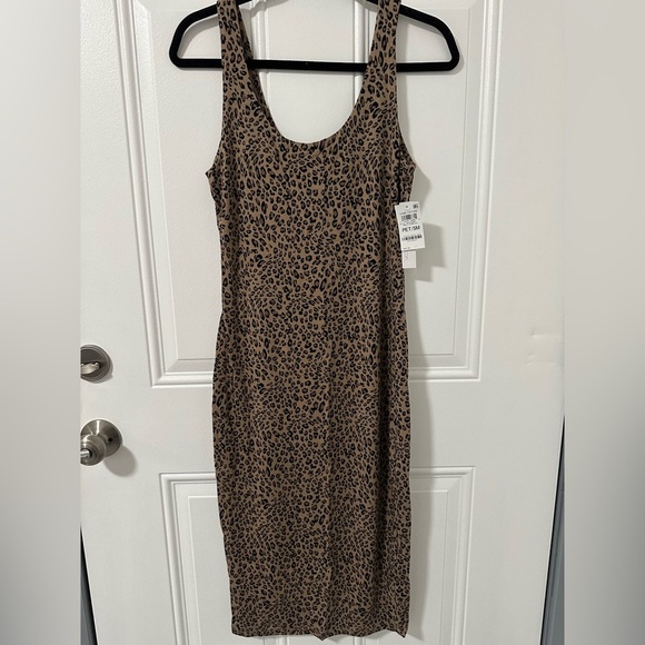 Bar III Cheetah‎ Print Bodycon Midi Dress, Size Petite Small NWT - Picture 6 of 9